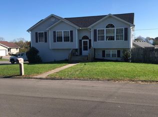 201 E Watercrest Way, Winchester, KY 40391