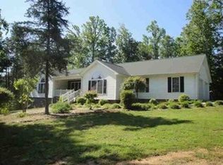 202 Luther Land Rd, Seneca, SC 29672