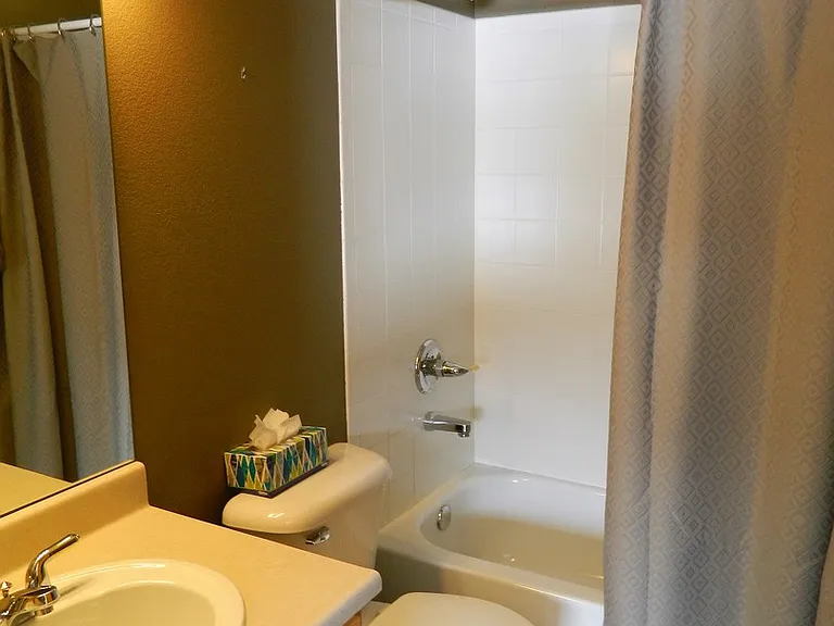 192 Robin Dr — Photo 10