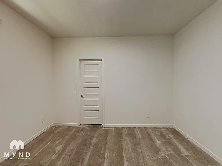 565 W Tallula Trl — Photo 8