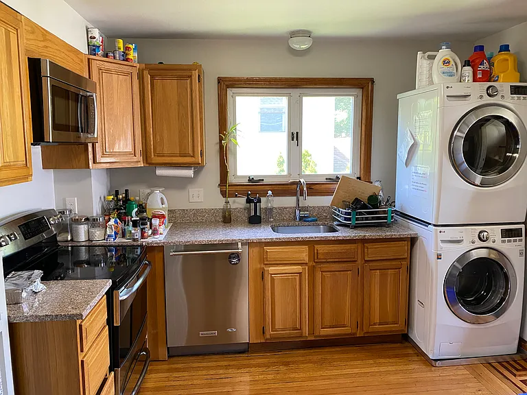 90 Chandler St — Photo 34