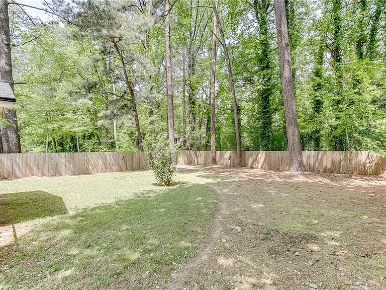 1858 Longdale Dr — Photo 33
