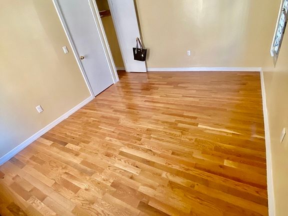 5th image of 23-30 Newtown Ave #2W