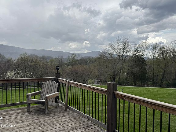 2nd image of 298 Rabbit Run Ln