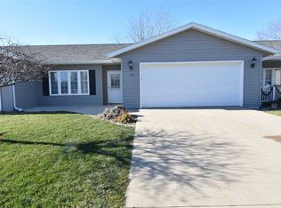 174 Cardinal Ct, Independence, IA 50644