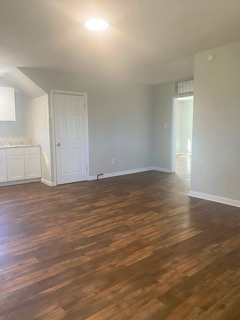 1st image of 1117 Chickamauga Ave #2