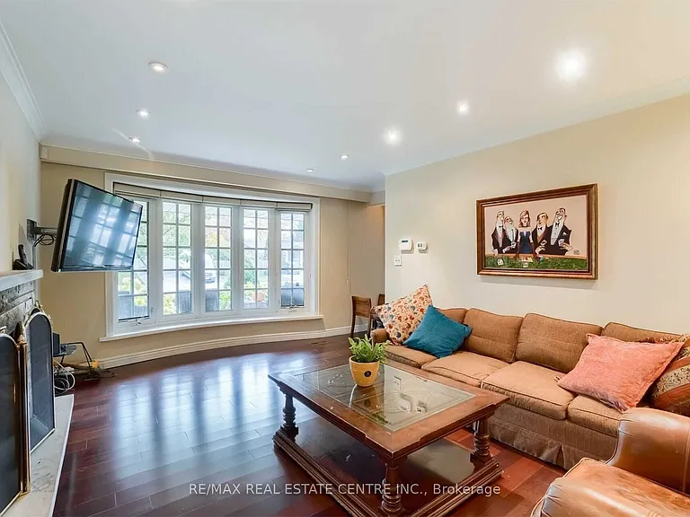 41 Clearside Pl — Photo 6