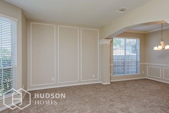 Hudson Homes Management - Living Room