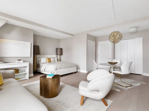 70 Pine Street image 3 of 21