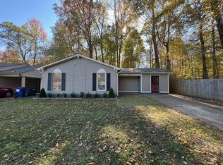 447 Fox Valley Dr, Memphis, TN 38127