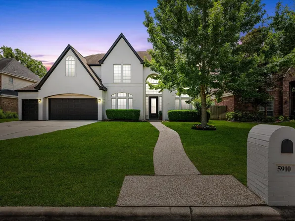 5910 Center Court Dr, Spring, TX 77379