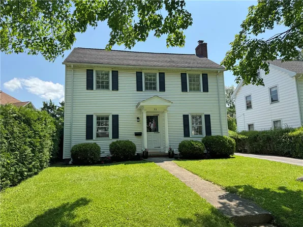 33 Elmerston Rd, Rochester, NY 14620