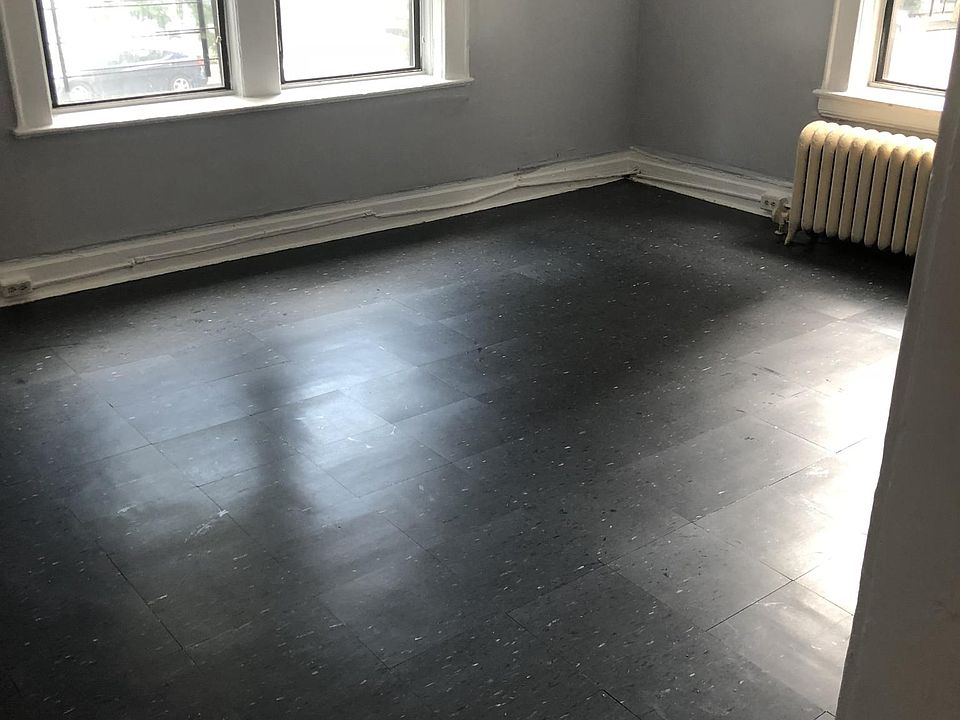 2nd image of 482 Summer Ave APT 101