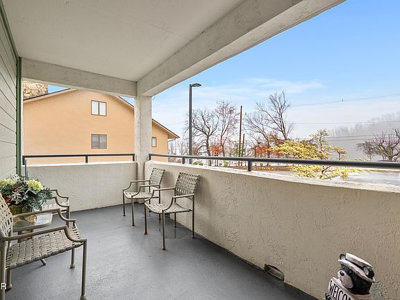 4th image of 354 E Holly Ridge Rd Unit 301