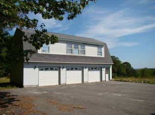 621 W Auburn Rd, Auburn, ME 04210