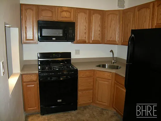 Rented by Brooklyn Heights Real Estate Inc | media 10