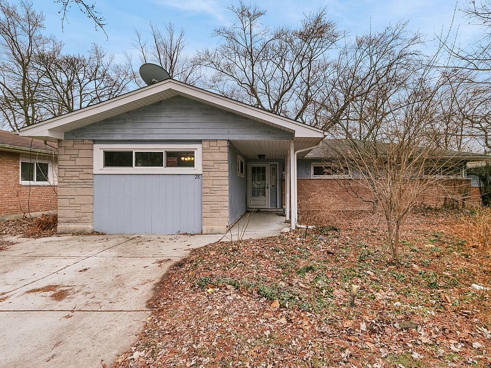 1st image of 28 W Rocket Cir