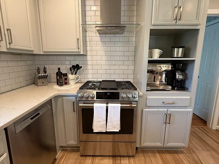 2191 Medfield Trl NE — Photo 16