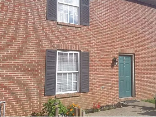 100 Floyd Ct Photo 1
