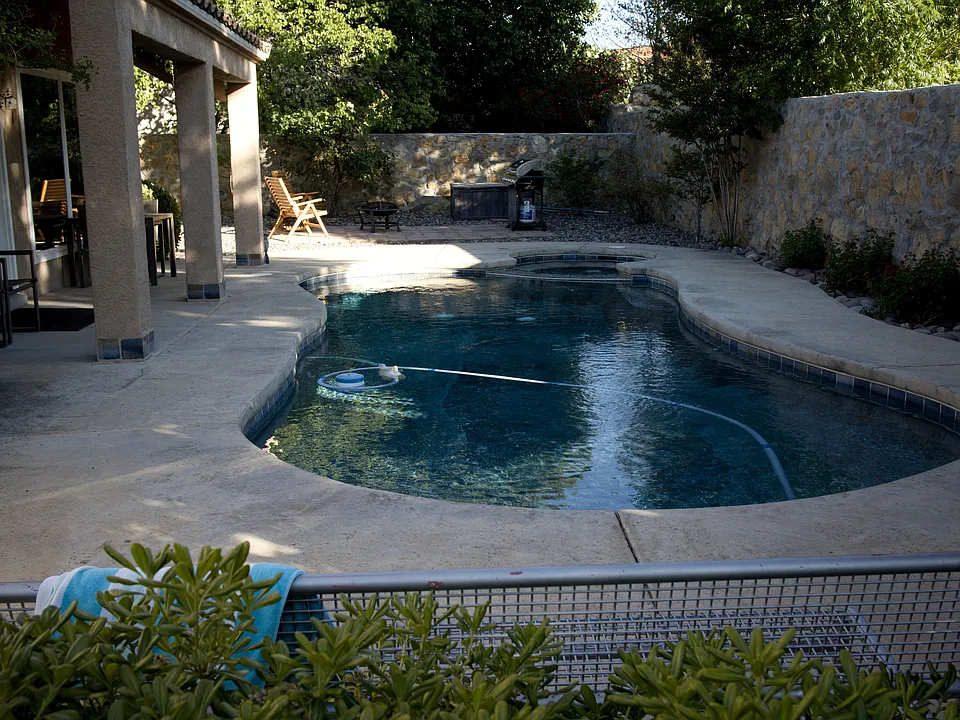4444 Vista De Luz Ct