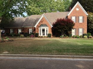 3525 Neyland Dr, Collierville, TN 38017