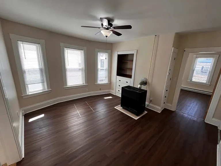 120 Summit St #2 — Photo 5