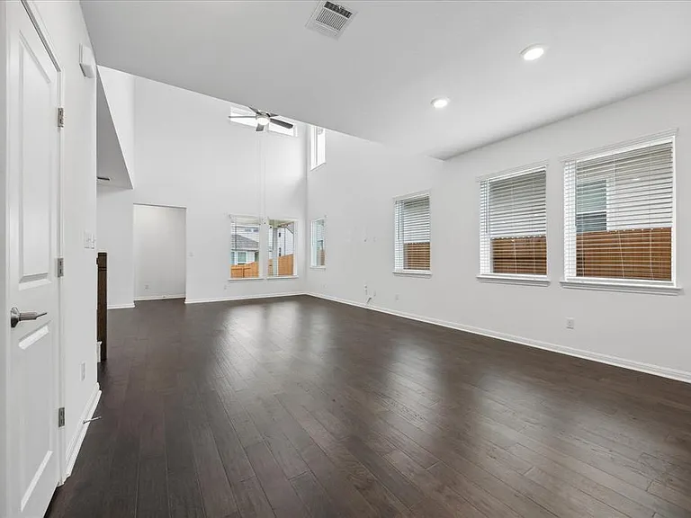 6407 Rounded Pebble Ln — Photo 3