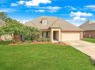 40303 Maison Lafitte Blvd, Madisonville, LA 70447
