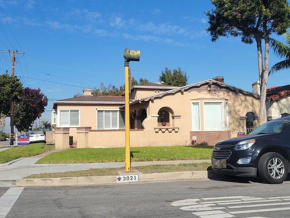 1st image of 3021 W 80th St