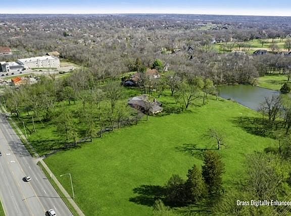2nd image of 12511 State Line Rd