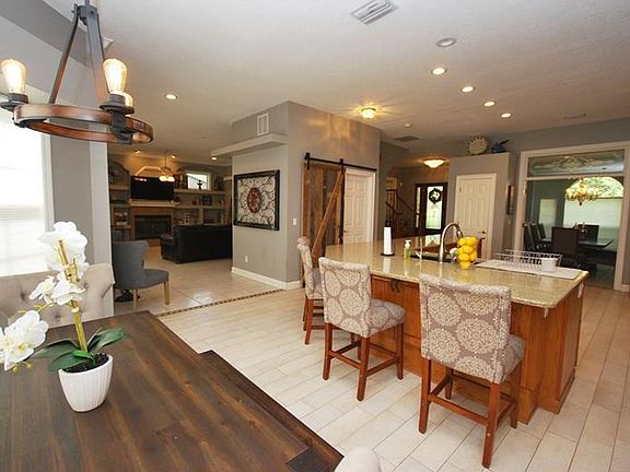 4th image of 1492 Country Oaks Ln