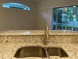 213 Lourdan Ct — Photo 11