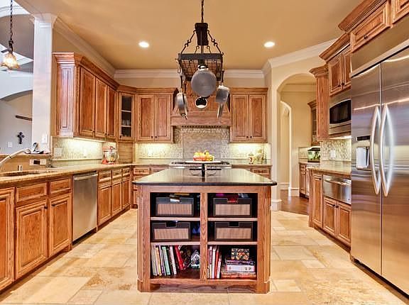 5th image of 6713 Sondra Dr