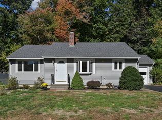 17 Henderson Ave, Andover, MA 01810