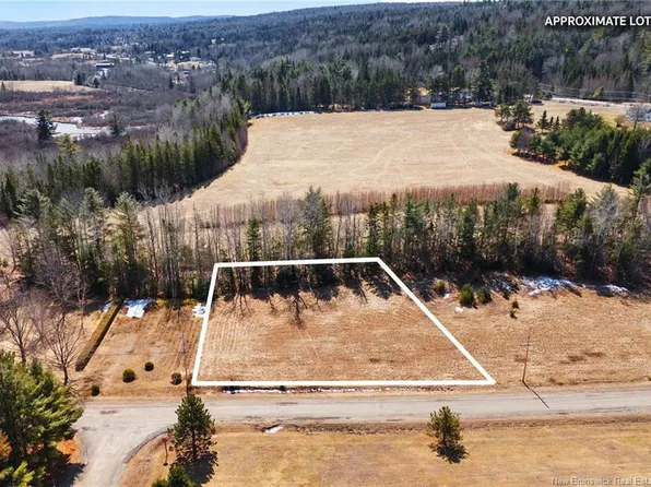 1 Lowlands Rd, Blissville, NB E5L 2J4