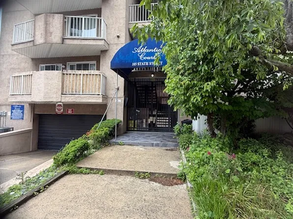 105 State St APT 3E, Hackensack, NJ 07601