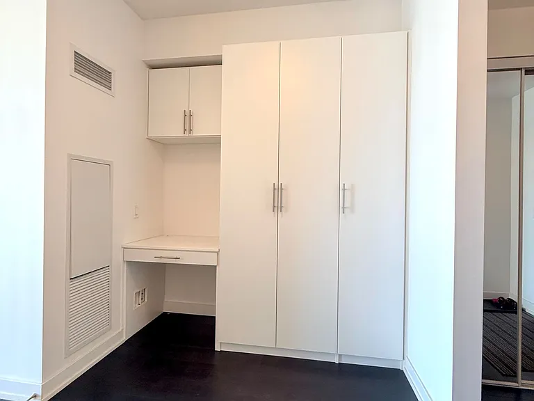 2200 Lake Shore Blvd W #1608 — Photo 9