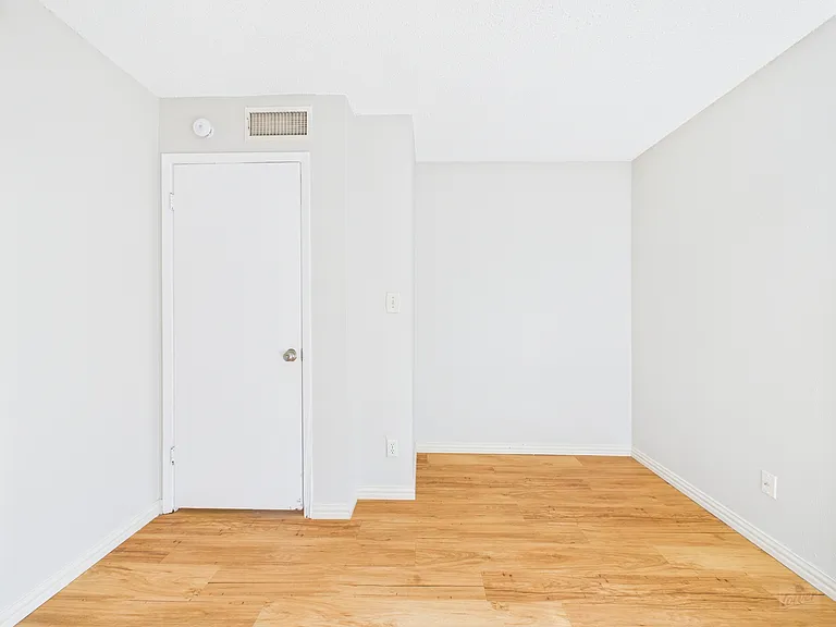 9520 Quail Village Ln — Photo 26