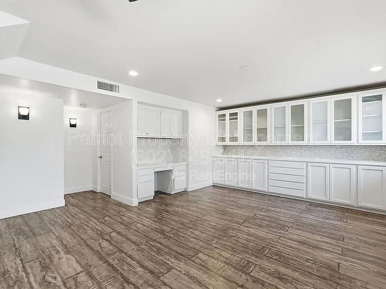 207 E El Caminito Dr — Photo 12