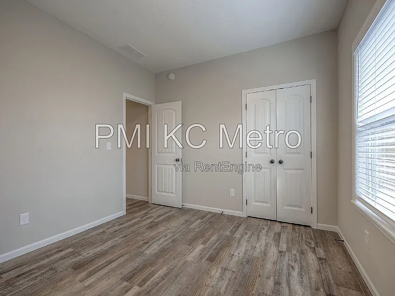 2709 Chasehire Dr — Photo 20