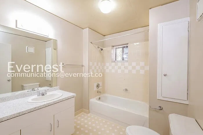 930 Acoma St #207 — Photo 10