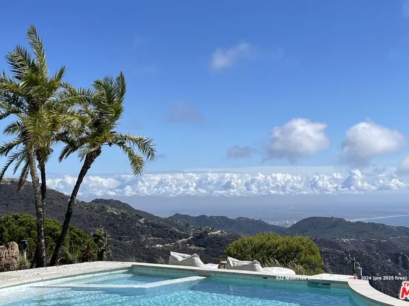 532 Moonrise Dr, Malibu, CA 90265