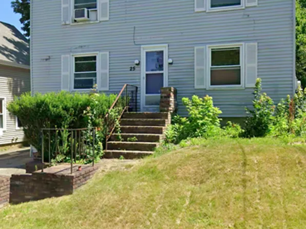 25 Moody St #2, Lewiston, ME 04240