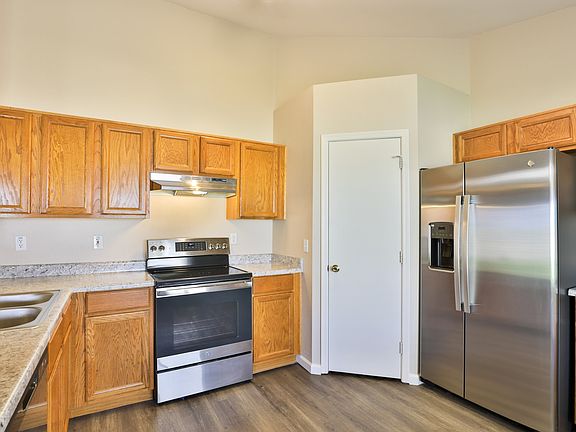 3rd image of 1058 N Gila Verde