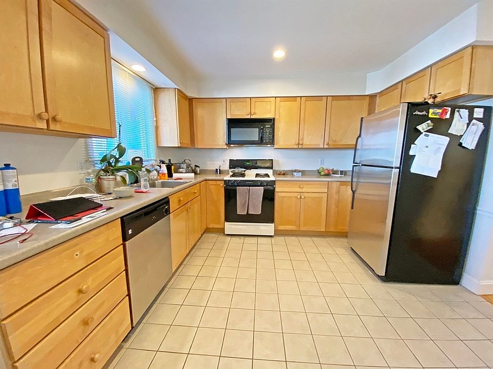 86 Chapel St Newton MA Zillow