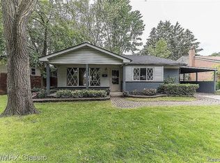 1417 N Stephen Ave, Clawson, MI 48017