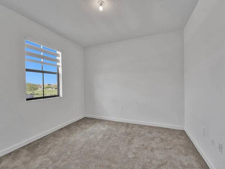 11904 SW 240th St — Photo 14