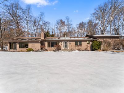 385 Janes Ln, Stamford, CT, 06903