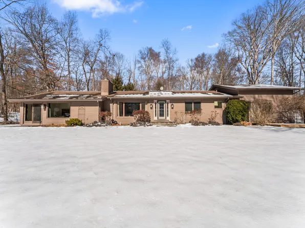 385 Janes Lane, Stamford, CT 06903