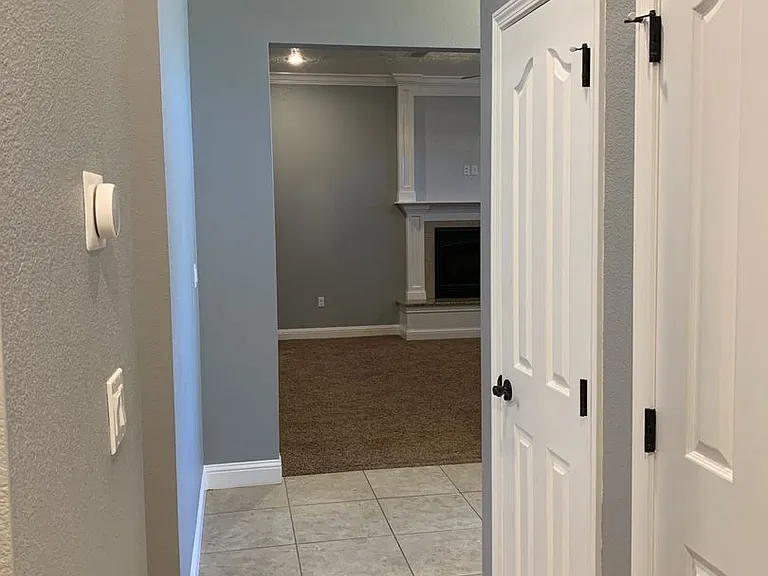 2225 Jadyn Ln — Photo 11